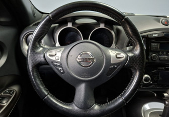 Подержанный автомобиль Nissan Juke 2014 года (15 фото)