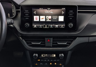 Подержанный автомобиль Skoda Rapid Liftback 2021 года (17 фото)