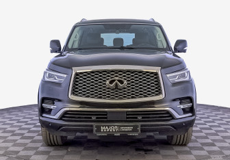Подержанный автомобиль Infiniti QX80 2019 года (2 фото)