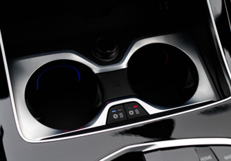 Подержанный автомобиль BMW X7 2023 года (27 фото)