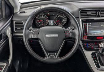 Подержанный автомобиль Haval H6 2019 года (21 фото)