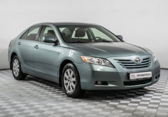 Подержанный автомобиль Toyota Camry Sedan 2007 года (3 фото)