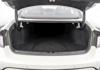 Подержанный автомобиль Hyundai Sonata 2021 года (10 фото)