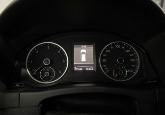 Подержанный автомобиль Volkswagen Tiguan 2011 года (12 фото)