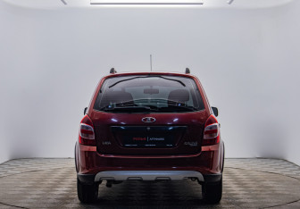 Подержанный автомобиль LADA (ВАЗ) Kalina Wagon 2017 года (4 фото)