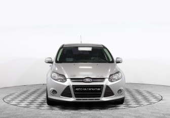 Подержанный автомобиль Ford Focus Sedan 2012 года (2 фото)
