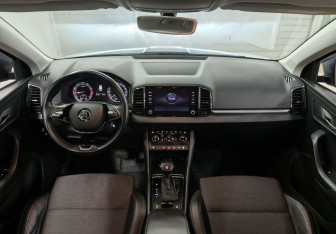 Подержанный автомобиль Skoda Karoq 2020 года (11 фото)