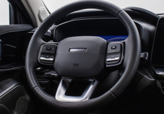 Подержанный автомобиль Haval H3 2024 года (15 фото)