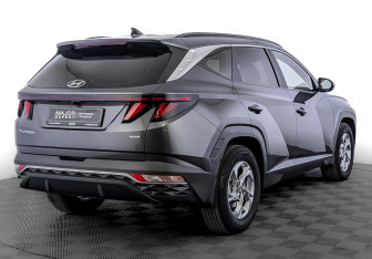 Подержанный автомобиль Hyundai Tucson 2021 года (5 фото)