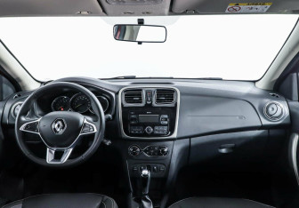 Подержанный автомобиль Renault Sandero 2019 года (6 фото)