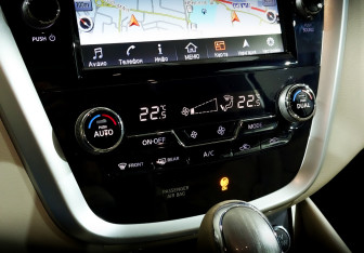 Подержанный автомобиль Nissan Murano Suv 2021 года (28 фото)