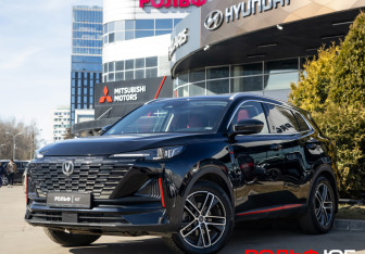 Подержанный автомобиль Changan CS55PLUS 2023 года (1 фото)