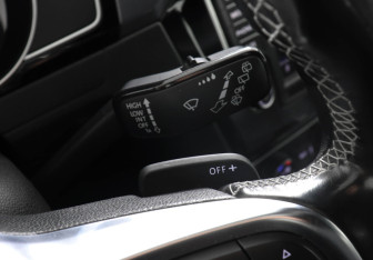 Подержанный автомобиль Volkswagen Passat Wagon 2016 года (14 фото)