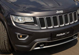 Подержанный автомобиль Jeep Grand Cherokee 2014 года (24 фото)