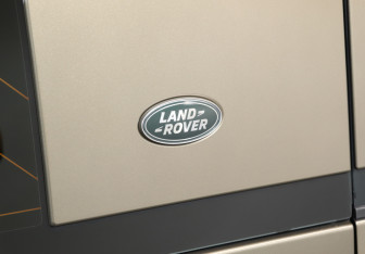 Подержанный автомобиль Land Rover Defender Suv 2020 года (20 фото)