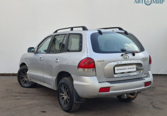 Подержанный автомобиль Hyundai Santa Fe 2007 года (7 фото)