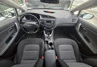 Подержанный автомобиль Kia Ceed Wagon 2018 года (9 фото)