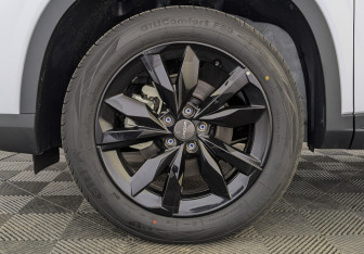 Новый Omoda C5 2025 (7 фото)