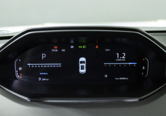 Подержанный автомобиль Changan UNI-S 2024 года (11 фото)