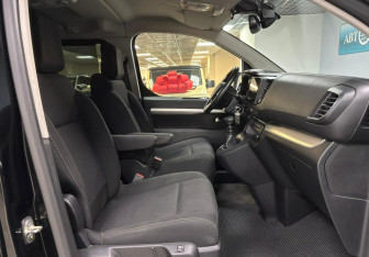 Подержанный автомобиль Citroen SpaceTourer 2020 года (10 фото)