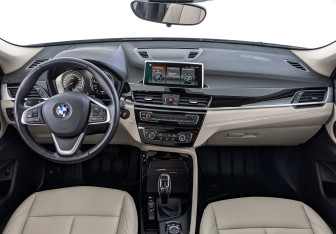 Подержанный автомобиль BMW X2 2021 года (14 фото)