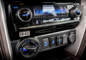 Подержанный автомобиль Toyota Fortuner 2020 года (27 фото)