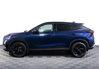 Подержанный автомобиль Omoda C5 2024 года (8 фото)