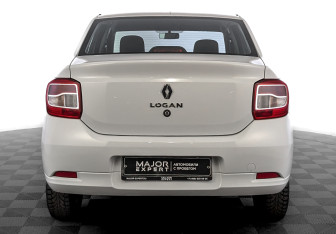 Подержанный автомобиль Renault Logan Sedan 2022 года (6 фото)