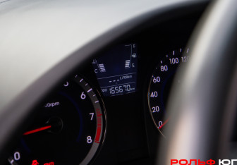Подержанный автомобиль Hyundai Solaris Hatchback 2012 года (9 фото)