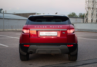 Подержанный автомобиль Land Rover Range Rover Evoque 2013 года (6 фото)