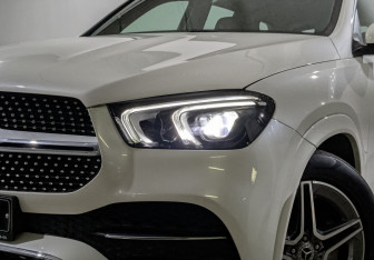 Подержанный автомобиль Mercedes-Benz GLE 2022 года (27 фото)
