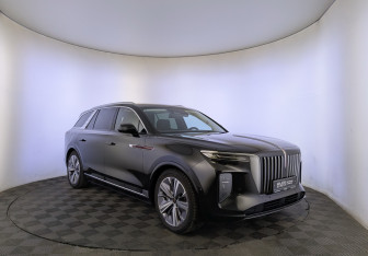Подержанный автомобиль Hongqi E-HS9 2021 года (3 фото)