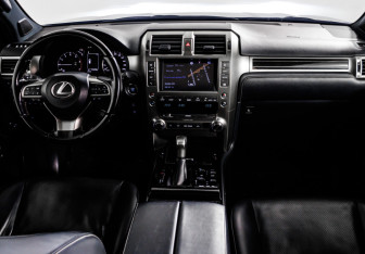 Подержанный автомобиль Lexus GX 2020 года (11 фото)