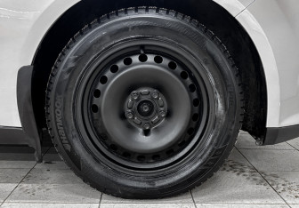 Подержанный автомобиль Ford Focus Hatchback 2011 года (9 фото)