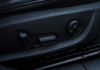 Подержанный автомобиль Audi A6 Sedan 2014 года (8 фото)