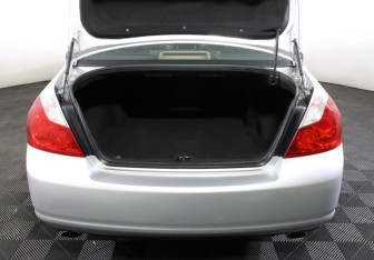 Подержанный автомобиль Infiniti M Sedan 2007 года (9 фото)