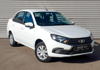 Подержанный автомобиль LADA (ВАЗ) Granta Sedan 2023 года (3 фото)