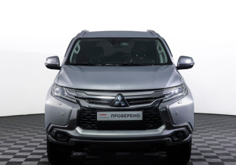 Подержанный автомобиль Mitsubishi Pajero Sport 2018 года (2 фото)
