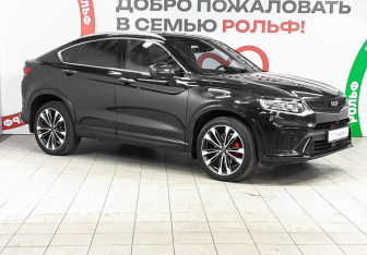 Подержанный автомобиль Geely Tugella 2023 года (3 фото)