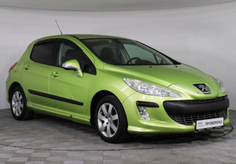 Подержанный автомобиль Peugeot 308 Hatchback 2008 года (3 фото)