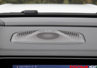 Подержанный автомобиль Geely Monjaro 2025 года (27 фото)