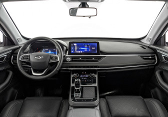 Подержанный автомобиль Chery Tiggo 8 2023 года (13 фото)