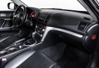 Подержанный автомобиль Subaru Outback Wagon 2007 года (8 фото)