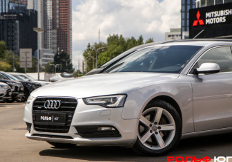 Подержанный автомобиль Audi A5 Liftback 2013 года (15 фото)