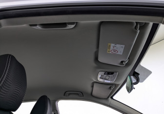 Подержанный автомобиль Geely Coolray 2023 года (23 фото)