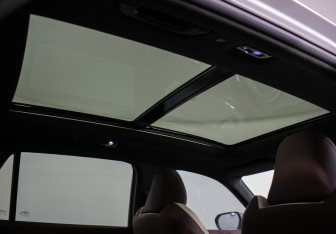 Подержанный автомобиль Geely Monjaro 2023 года (17 фото)