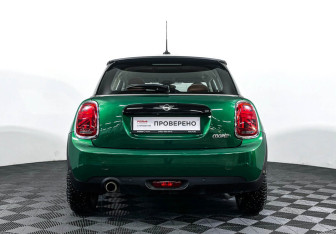 Подержанный автомобиль MINI Hatch 2020 года (6 фото)