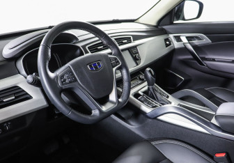 Подержанный автомобиль Geely Atlas 2021 года (7 фото)