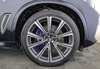 Подержанный автомобиль BMW X5 2020 года (12 фото)