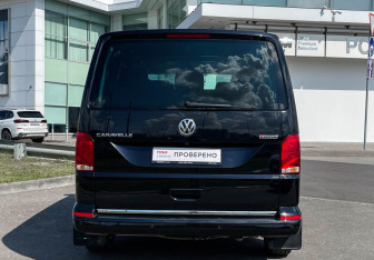 Подержанный автомобиль Volkswagen Caravelle 2021 года (6 фото)